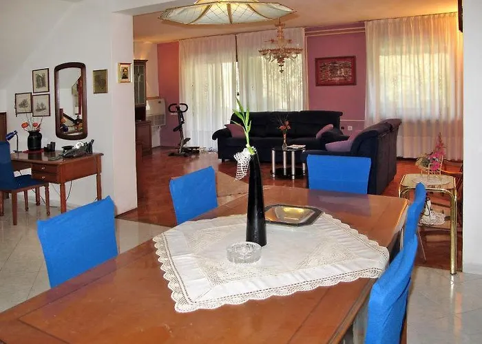 Дом отдыха House Divna *