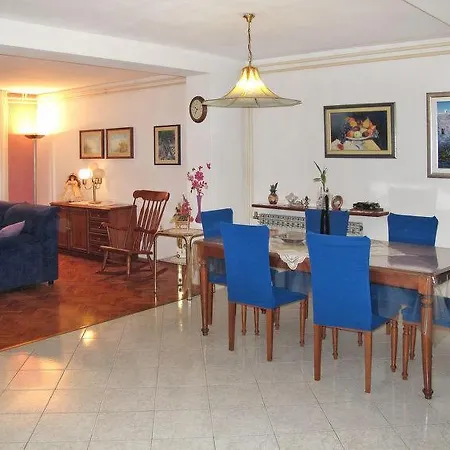 House Divna Holiday home
