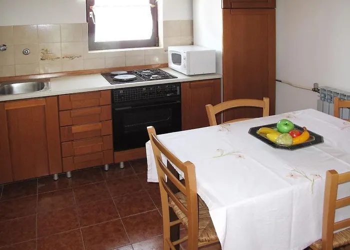 Holiday home House Divna Valbandon