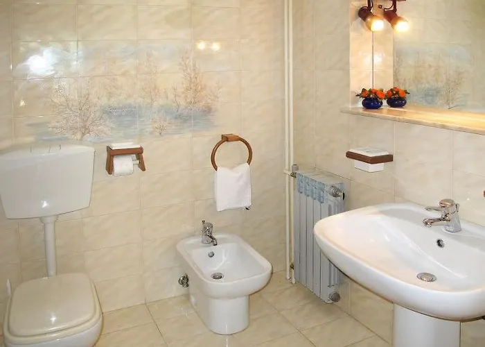 House Divna Holiday home Valbandon